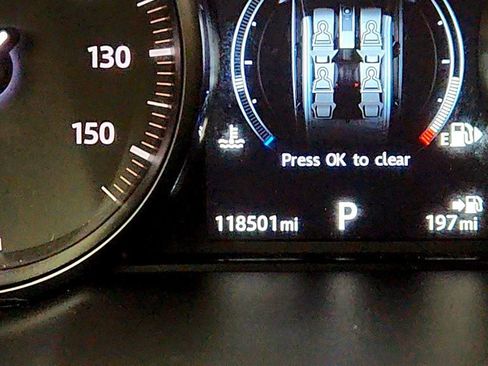 Used 2017 Land Rover Range Rover Evoque SE Dynamic image 16