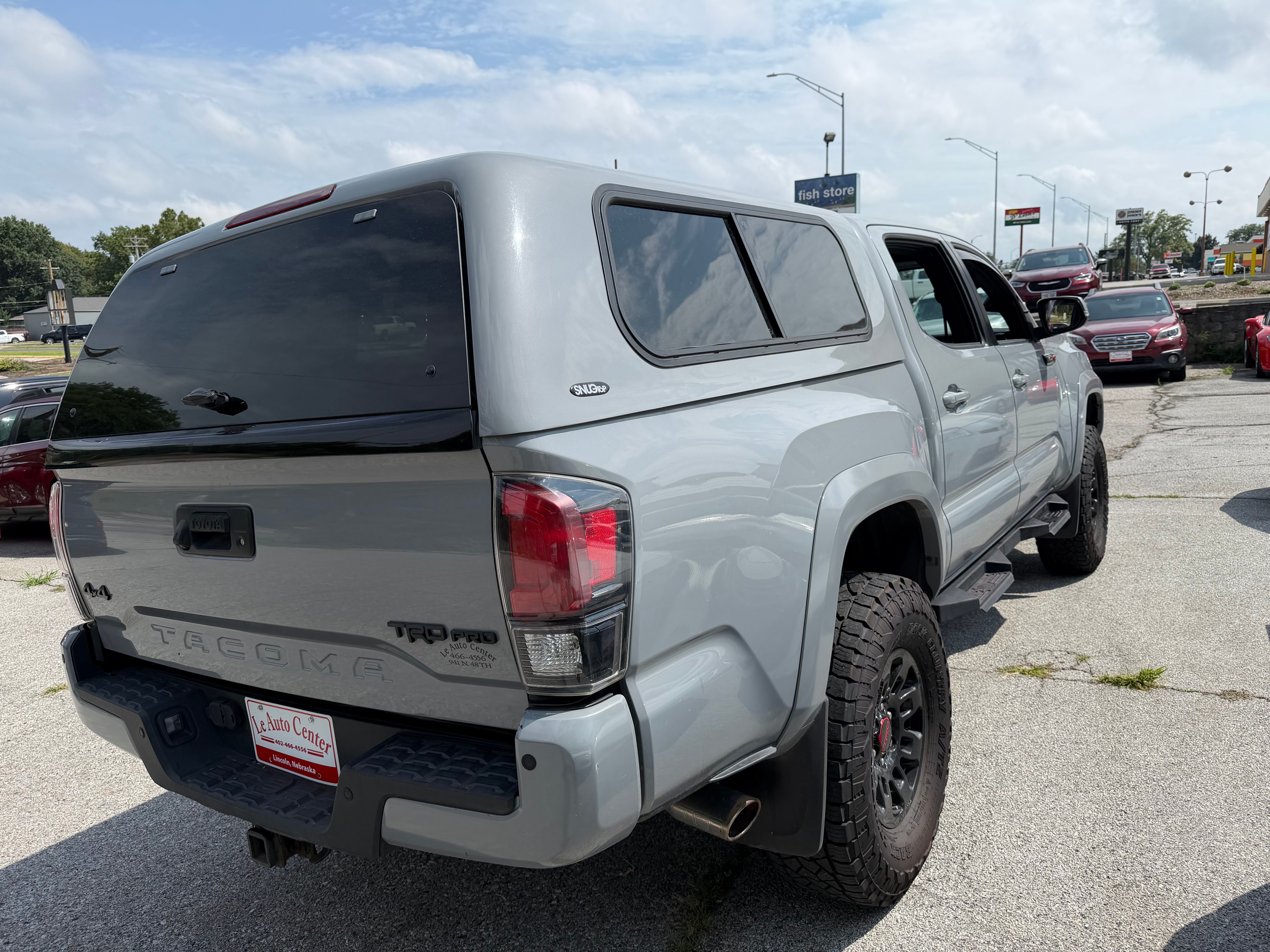 Used 2017 Toyota Tacoma 4x4 Double Cab image 6