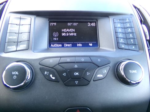 Used 2017 Ford Edge AWD SEL image 17