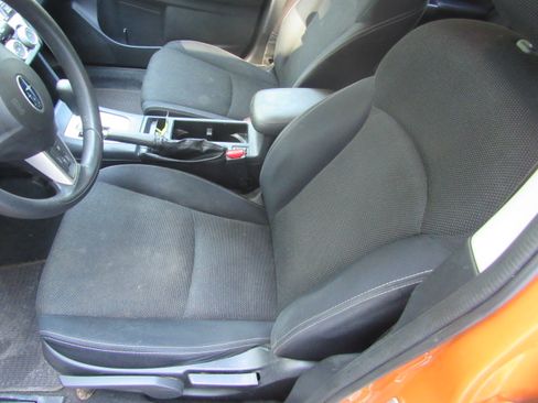 Used 2015 Subaru XV Crosstrek 2.0i Premium AWD/4WD image 11