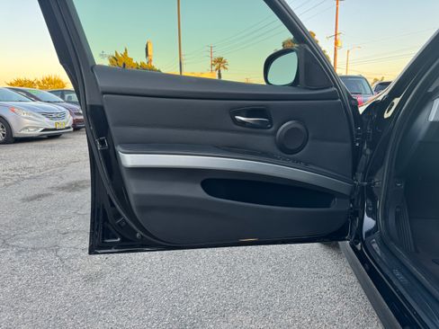 Used 2009 BMW 335i image 23