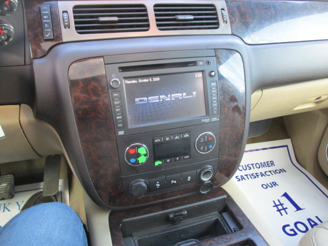 Used 2012 GMC Yukon AWD Denali image 48