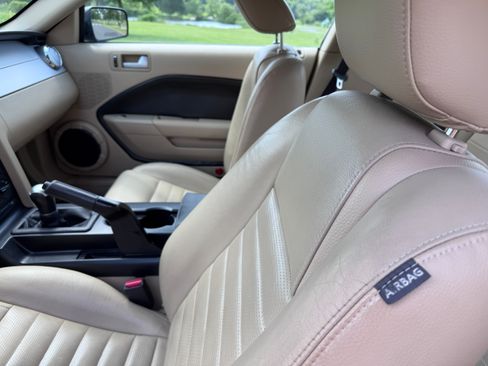 Used 2006 Ford Mustang GT Premium image 5