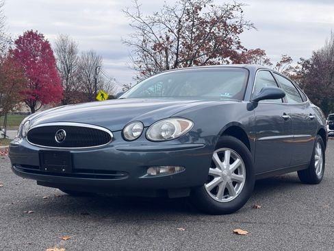 Used 2006 Buick LaCrosse CX image 1