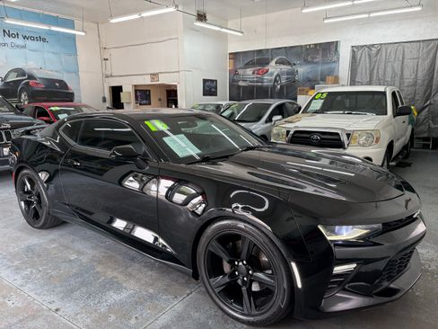 Used 2016 Chevrolet Camaro SS Coupe RWD image 12