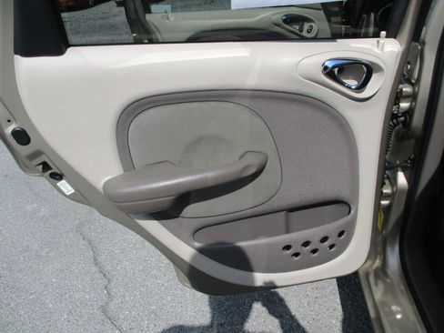 Used 2002 Chrysler PT Cruiser Limited Edition image 22