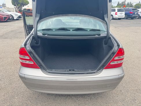 Used 2004 Mercedes-Benz C 240 Sedan image 22