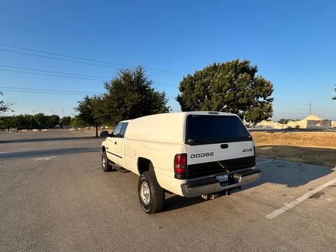 Used 2001 Dodge Ram 2500 Truck 4x4 Quad Cab image 13