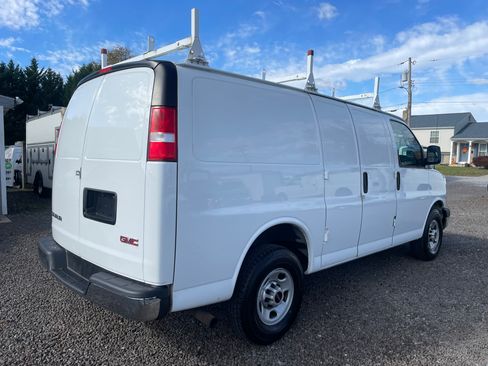Used 2017 GMC Savana 2500 image 4