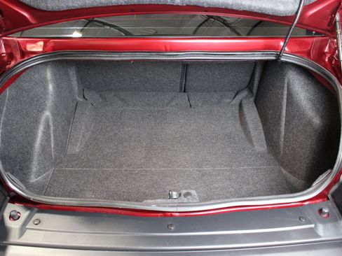 Used 2021 Dodge Challenger R/T image 10