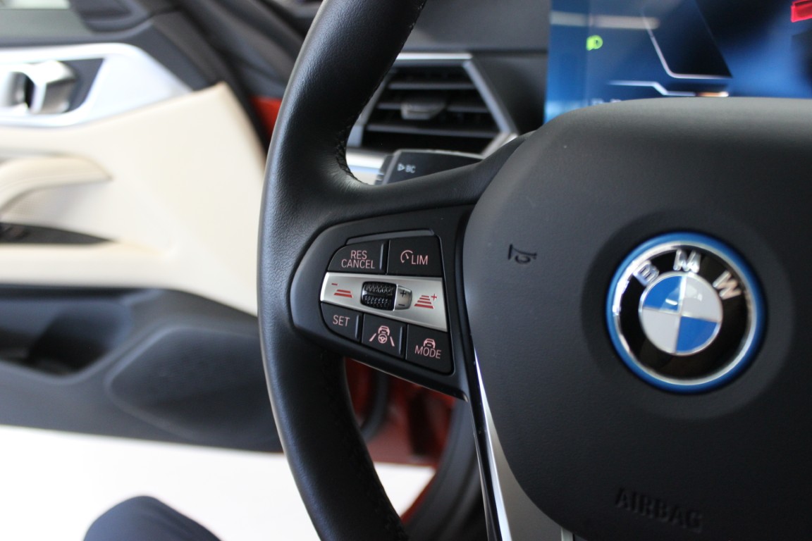 Used 2024 BMW i4 eDrive35 RWD image 29