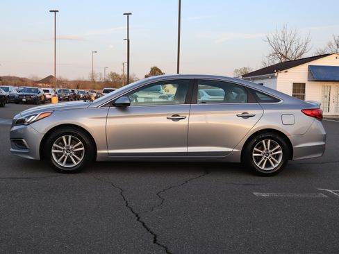 Used 2016 Hyundai Sonata SE image 6