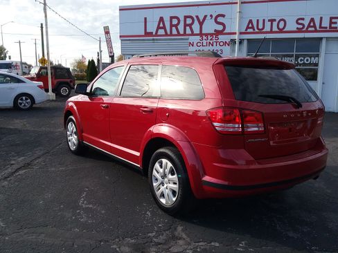 Used 2017 Dodge Journey SE image 7