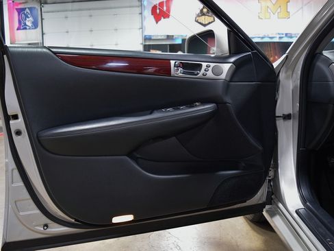 Used 2005 Lexus ES 330 Premium image 28