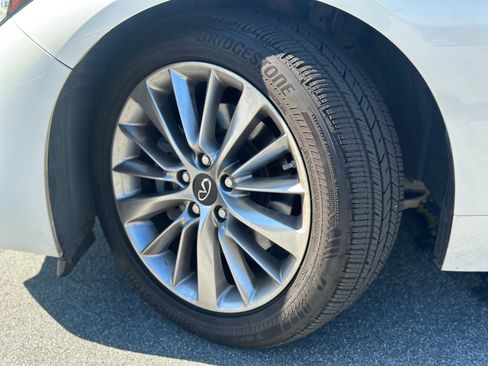 Used 2019 INFINITI Q50 3.0t Luxe image 19