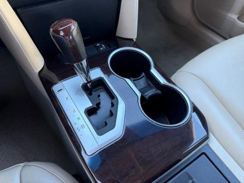 Used 2013 Toyota Camry XLE image 20