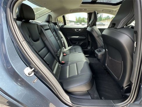 Used 2024 Volvo S60 B5 Core image 49