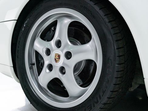 Used 1995 Porsche 911 Carrera image 13