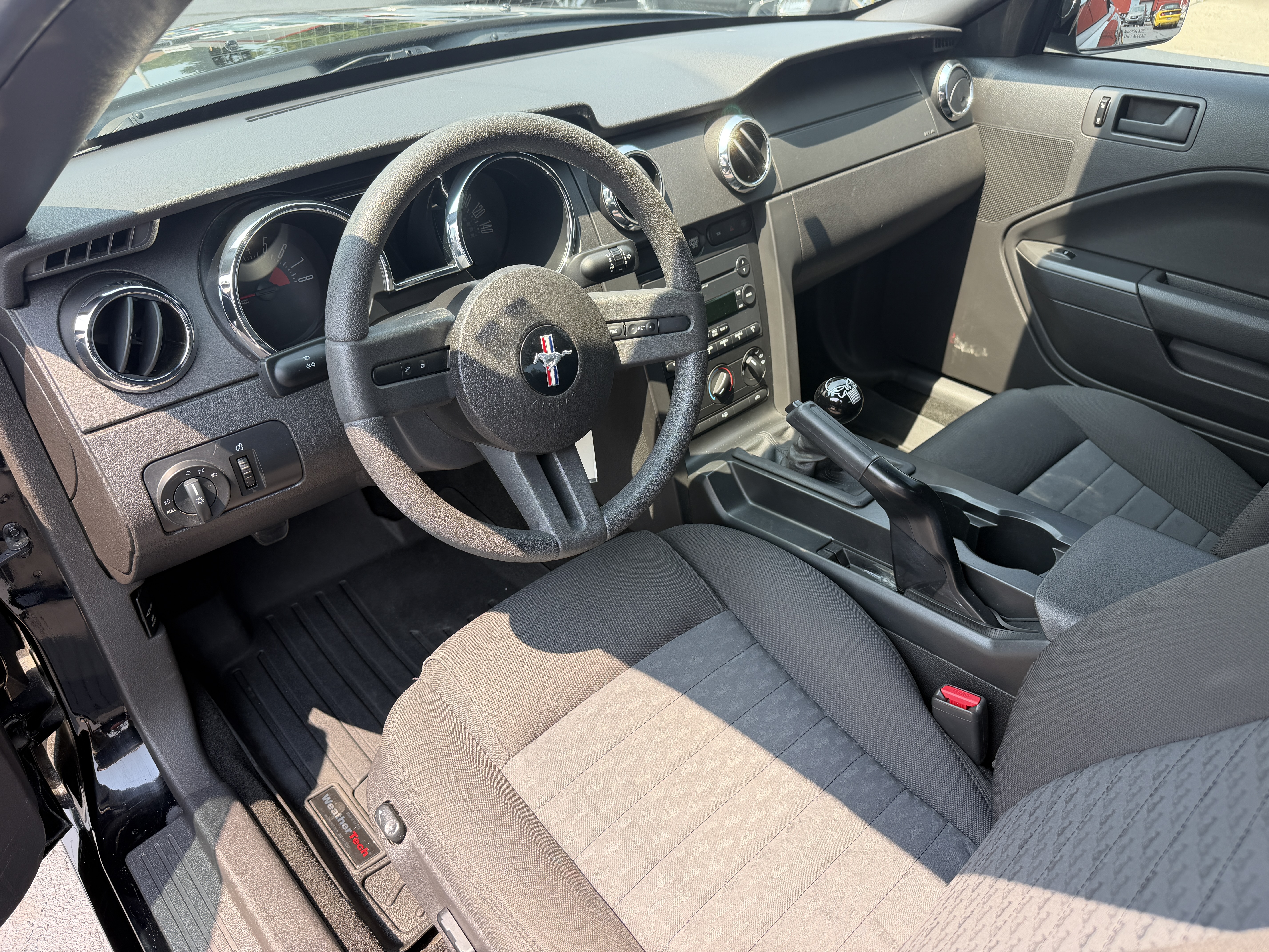 Used 2007 Ford Mustang GT Convertible RWD image 6