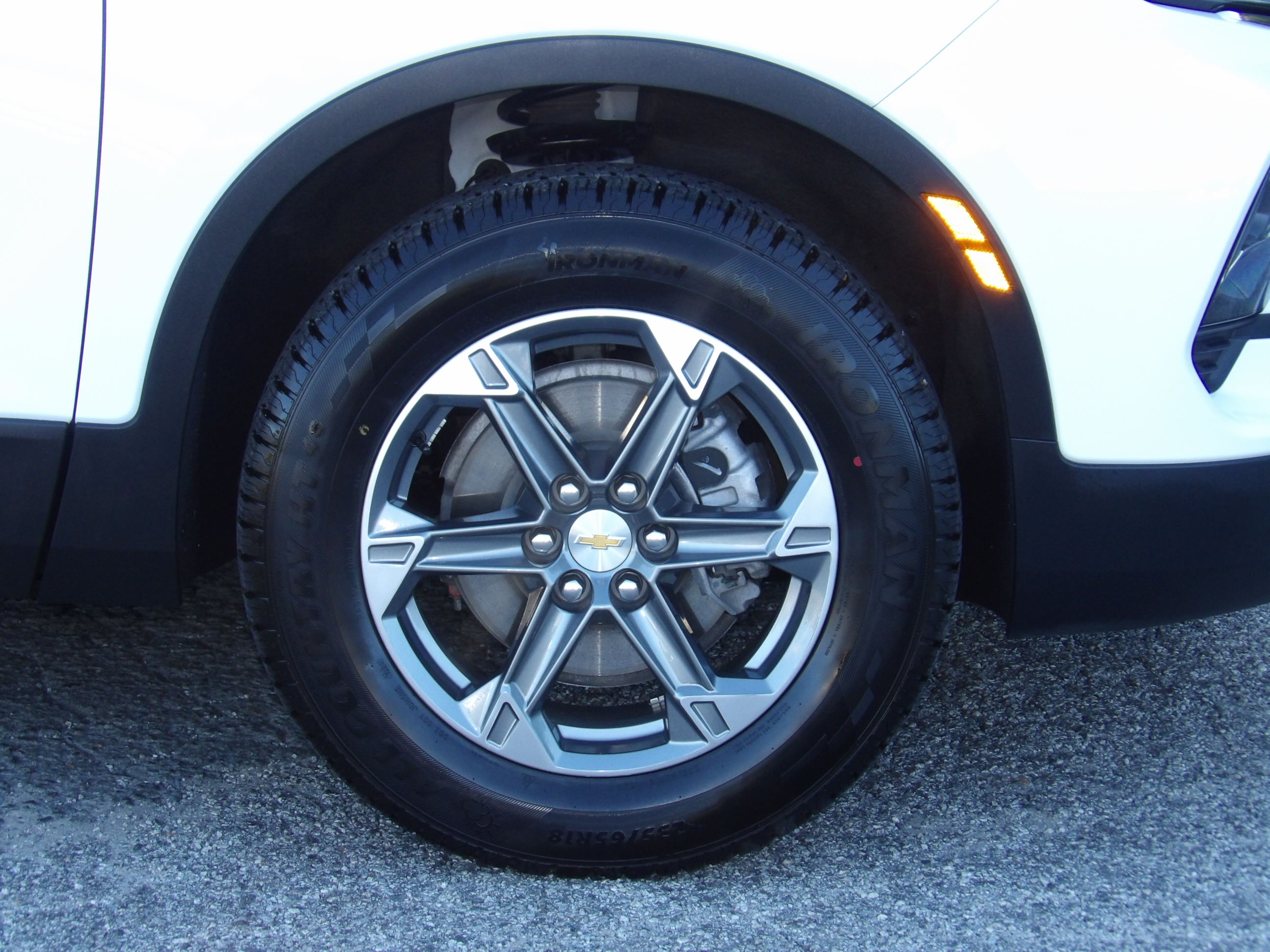 Used 2025 Chevrolet Blazer FWD LT w/ 2LT image 8
