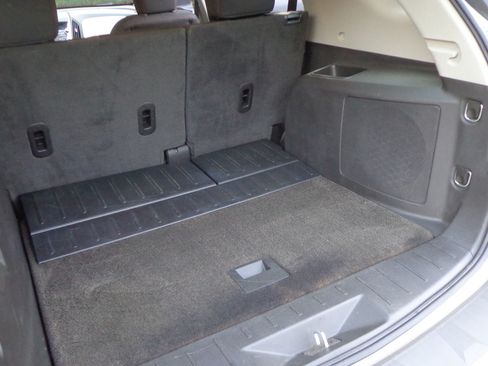 Used 2011 Chevrolet Equinox LS image 15