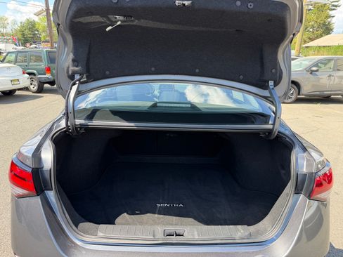 Used 2025 Nissan Sentra SV image 28