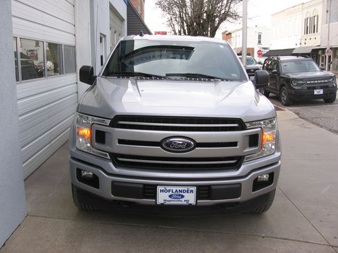 Used 2020 Ford F150 XLT image 2