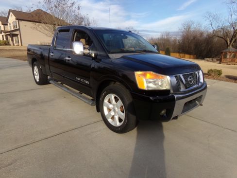 Used 2008 Nissan Titan LE image 7