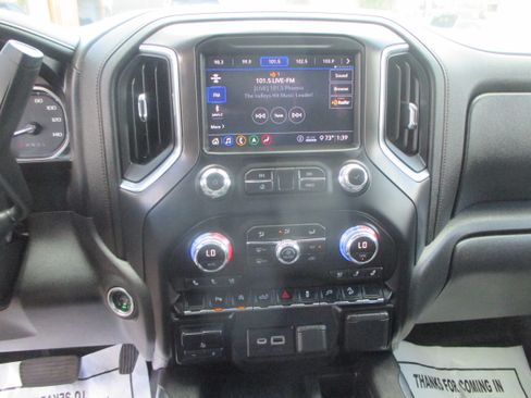 Used 2020 GMC Sierra 1500 AT4 image 12