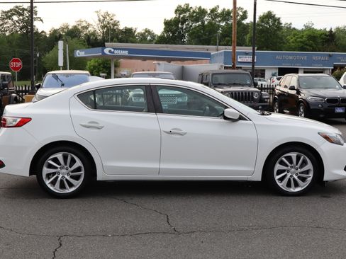 Used 2018 Acura ILX FWD image 8