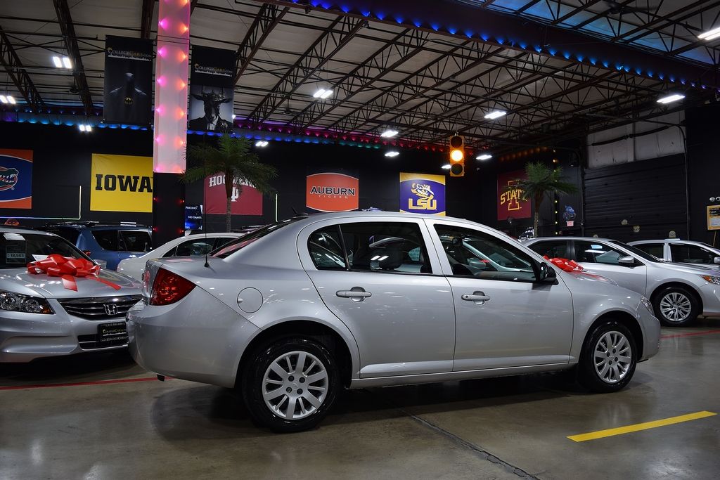 Used 2010 Chevrolet Cobalt LS Sedan FWD image 8