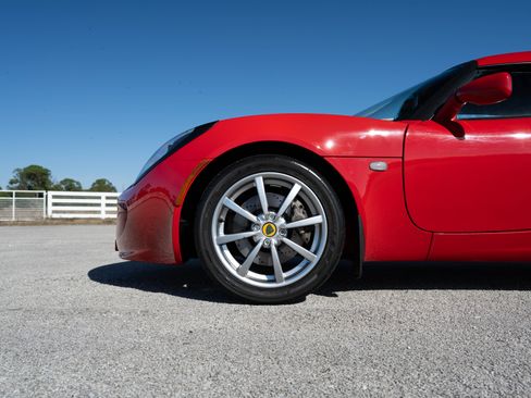 Used 2005 Lotus Elise image 18