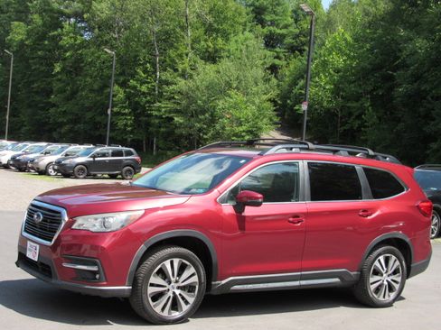 Used 2020 Subaru Ascent Limited 7-Passenger AWD/4WD image 2