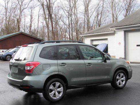 Used 2015 Subaru Forester 2.5i Premium image 10