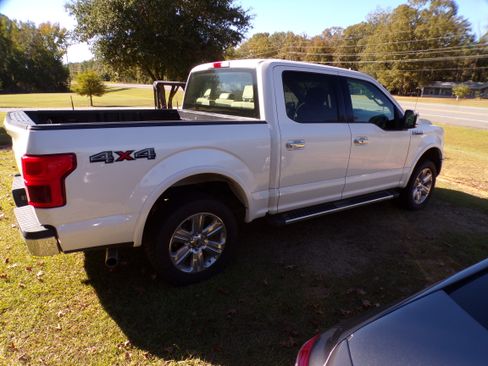 Used 2019 Ford F150 Lariat image 4
