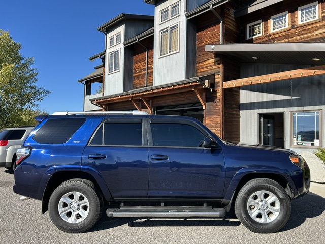 Used 2017 Toyota 4Runner 4WD image 4