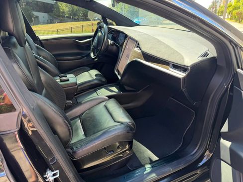 Used 2016 Tesla Model X 90D AWD/4WD image 39