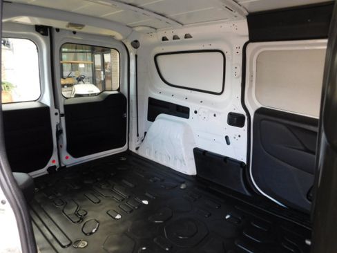 Used 2019 RAM ProMaster City Tradesman image 16