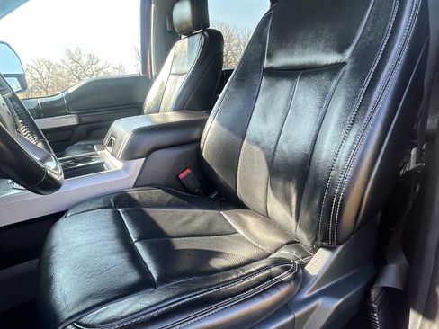 Used 2020 Ford F250 Lariat image 15