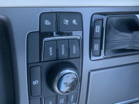 Used 2016 Hyundai Genesis 3.8 image 25