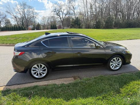 Used 2016 Acura ILX image 4