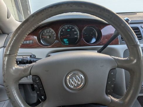 Used 2007 Buick Lucerne CXL image 9