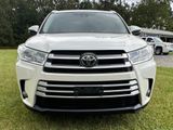 Used 2018 Toyota Highlander XLE image 3