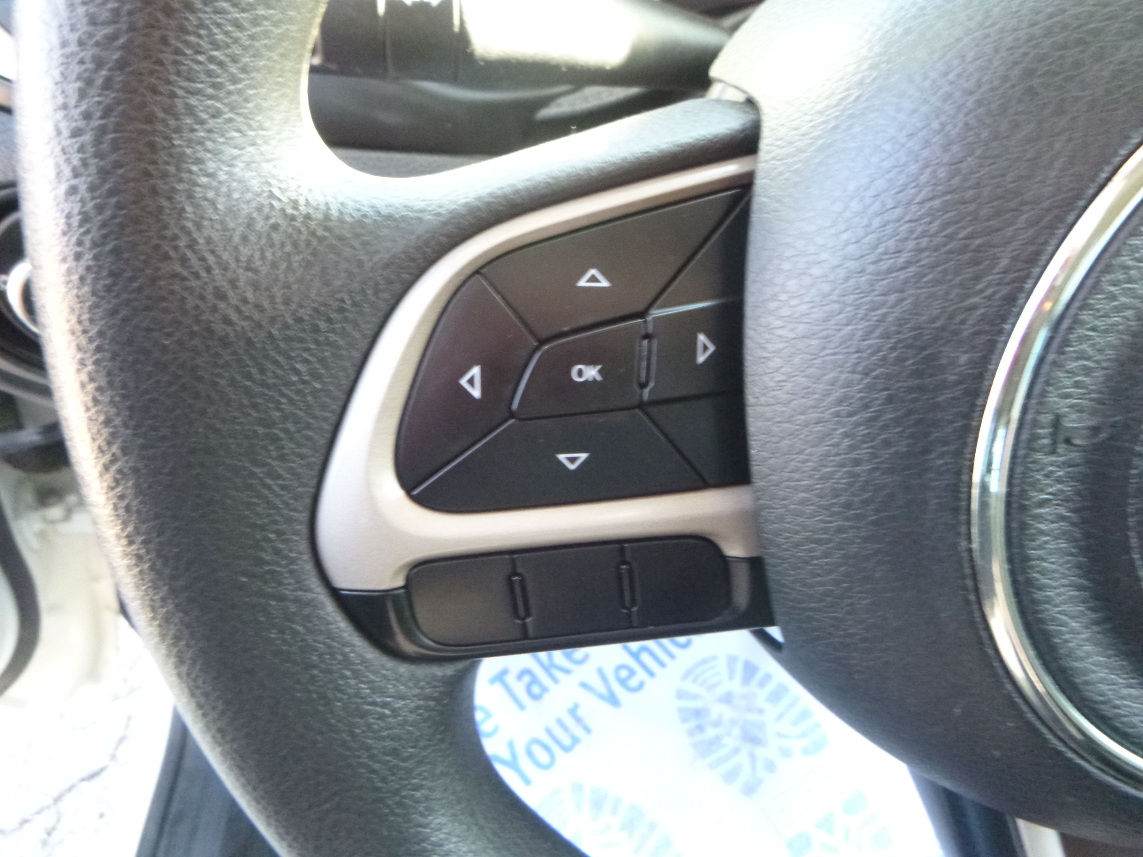Used 2016 Jeep Renegade 4WD Sport image 18