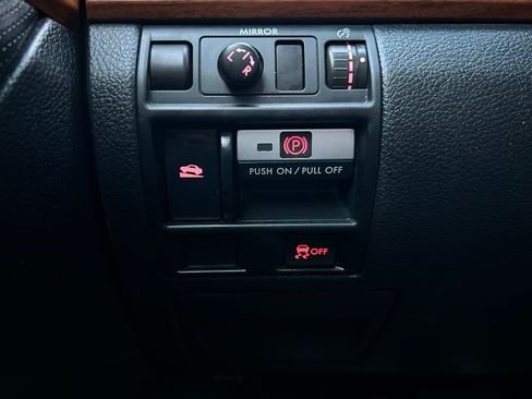 Used 2014 Subaru Outback 2.5i Limited image 18