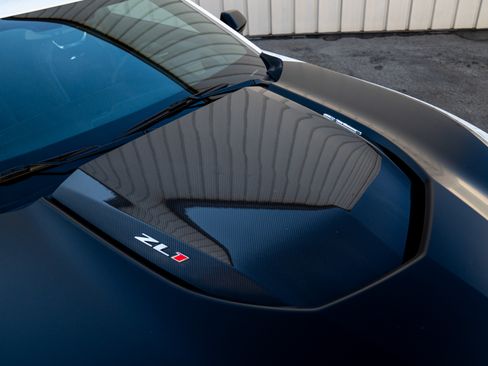 Used 2020 Chevrolet Camaro ZL1 image 3