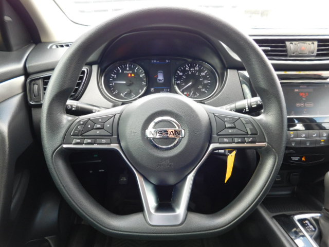 Used 2019 Nissan Rogue Sport S FWD image 13