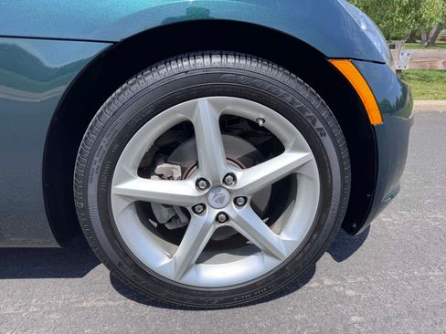 Used 2008 Saturn Sky image 32