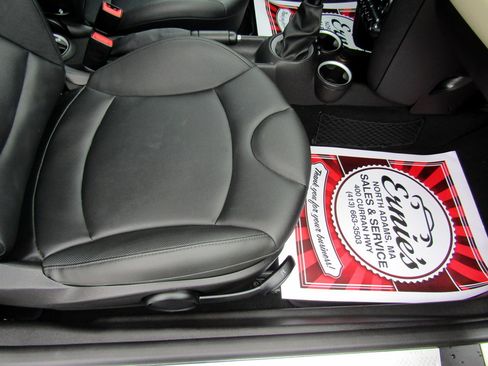 Used 2011 MINI Cooper S image 22