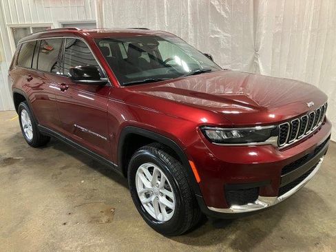 Used 2023 Jeep Grand Cherokee L Laredo image 29